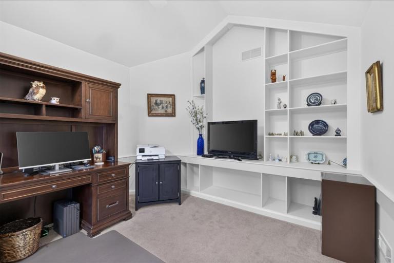 Image for Beautifully Maintained 2 Bedroom, 2 Bath Home Located in the Dersirable Lions Gate Community