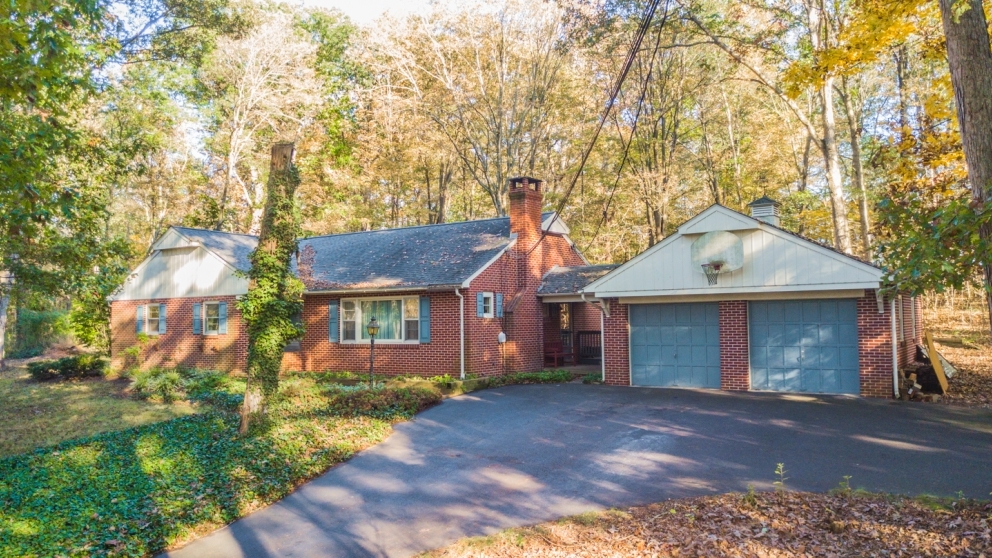 2 BR Brick Home Set on 2.2 Acres, Lower Salford Twp. PA