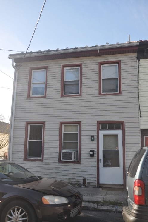 Image for 3 BR, 1 Bath End Unit Row Home in Mechanicsburg, PA