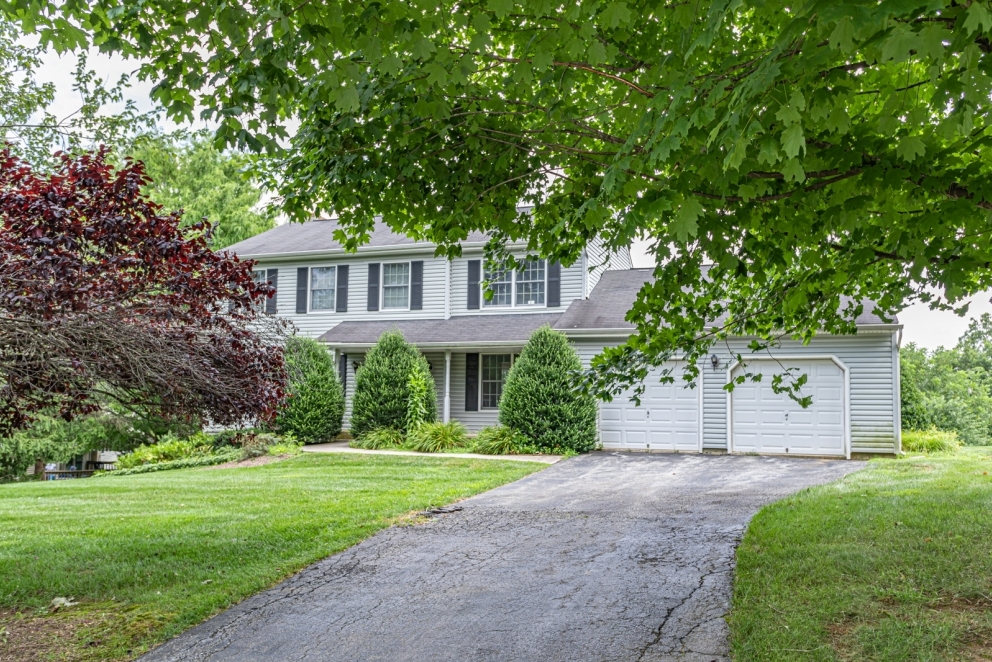 Image for 4 BR, 2.5 Bath Colonial Style Home on 1/2 an Acre , Uwchlan Township, PA