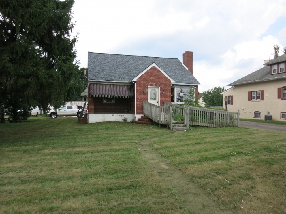 Image for Bank Owned 1,417 SF Single Family Rental, Professional Office or Service Shop, Pottstown,PA