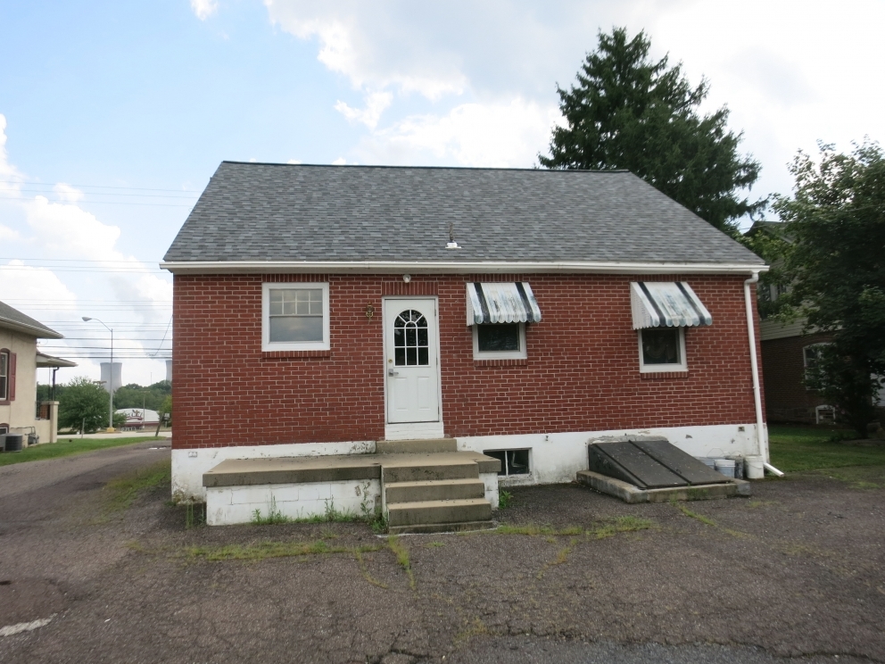 Image for Bank Owned 1,417 SF Single Family Rental, Professional Office or Service Shop, Pottstown,PA