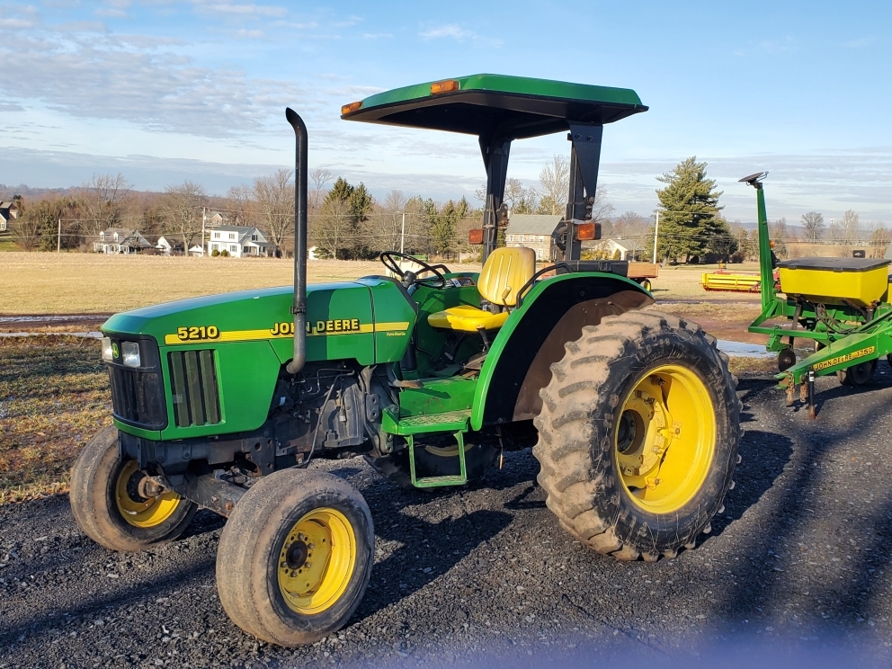 Image for Farm Equipment Liquidation Auction-JD Tractors, JD Implements, Hay Wagons, Grain Wagons & More!