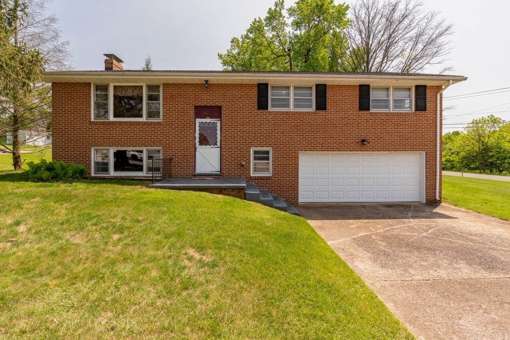 Image for 3 Bedroom, 2 Bath Home w/ In-Law Quarters  & set on a Corner Lot