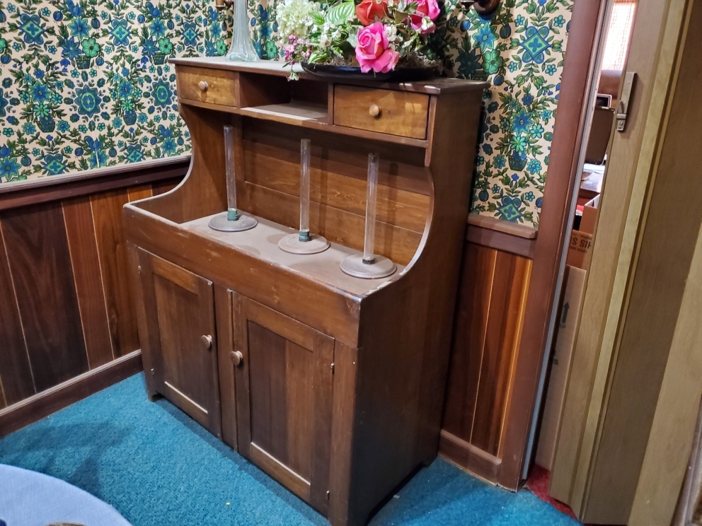 Image for Frederick’s Flowers Liquidation | Store Inventory, Displays, Antiques & Related Equipment & Tools