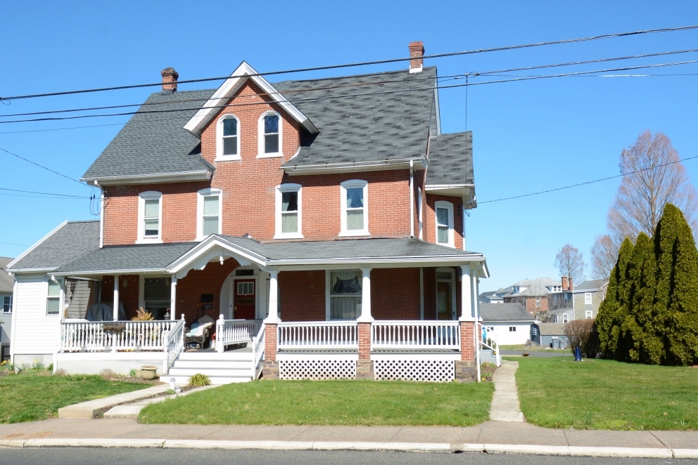 Image for Spacious 1,700 Sq. Ft. 3 Bedroom Brick Twin in Telford Borough, PA
