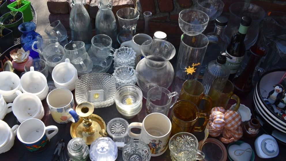 Estate sales company legacy auction groupr conducting your estate saleadobestock 501375974