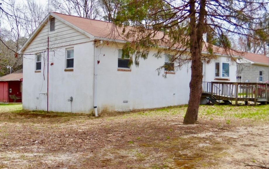 Image for 2 BR/1 BA Home w/30’ x 40’ Shop on 1.3 +/- Acres in Colonial Beach, VA—Sells to the Highest Bidder!