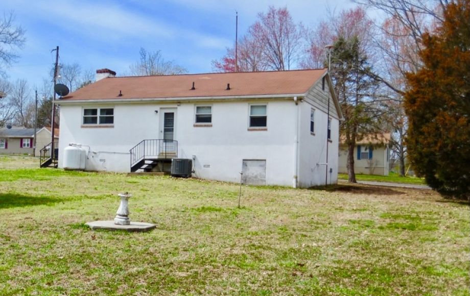 Image for 2 BR/1 BA Home w/30’ x 40’ Shop on 1.3 +/- Acres in Colonial Beach, VA—Sells to the Highest Bidder!
