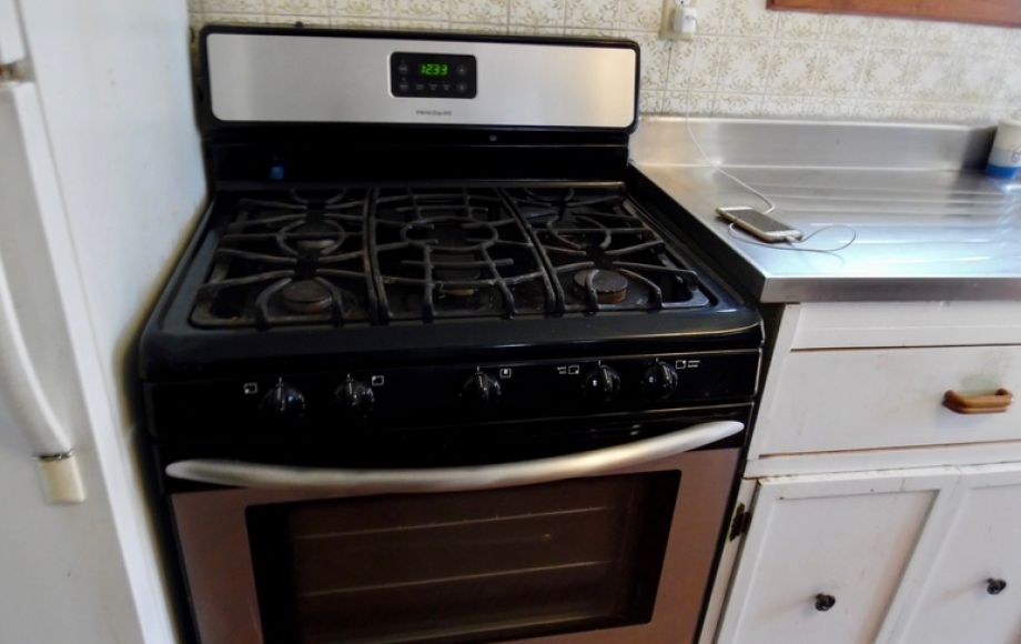 Image for 2 BR/1 BA Home w/30’ x 40’ Shop on 1.3 +/- Acres in Colonial Beach, VA—Sells to the Highest Bidder!