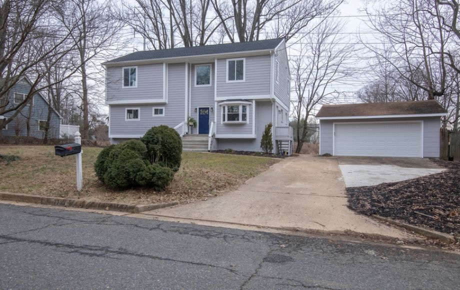 Image for Immaculate 6 BR/4.5 BA Home in Wren Dale Acres—Falls Church, VA (Fairfax County)