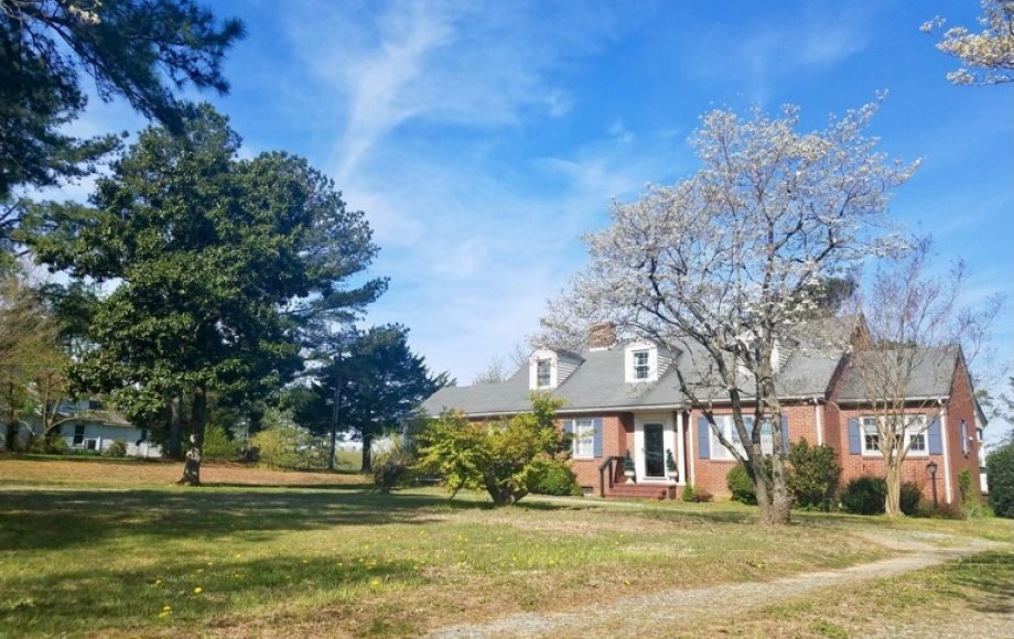 Image for 4 BR/2 BA Brick Cape Cod Style Home on 2.8 +/- Acres in Warsaw, VA (Richmond County)