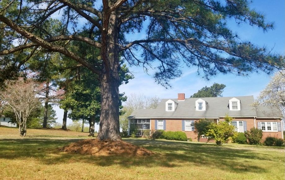 Image for 4 BR/2 BA Brick Cape Cod Style Home on 2.8 +/- Acres in Warsaw, VA (Richmond County)