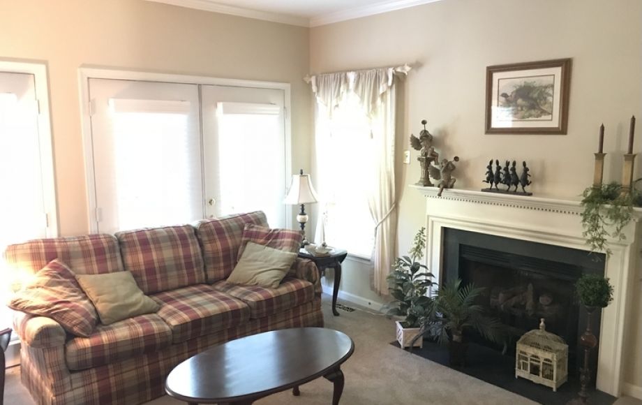 Image for Immaculate 3 BR/3 BA Townhome on Corner Lot in Loudoun County, VA