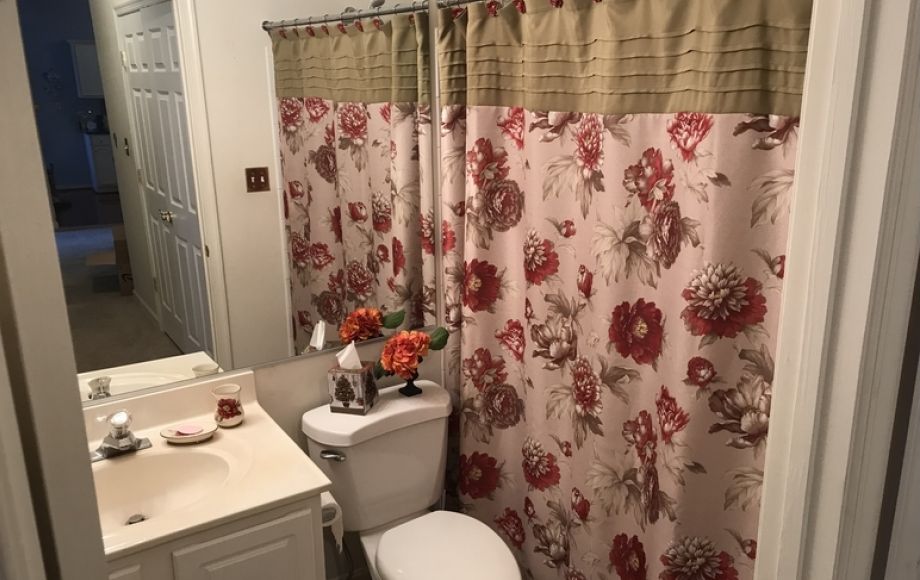 Image for Immaculate 3 BR/3 BA Townhome on Corner Lot in Loudoun County, VA