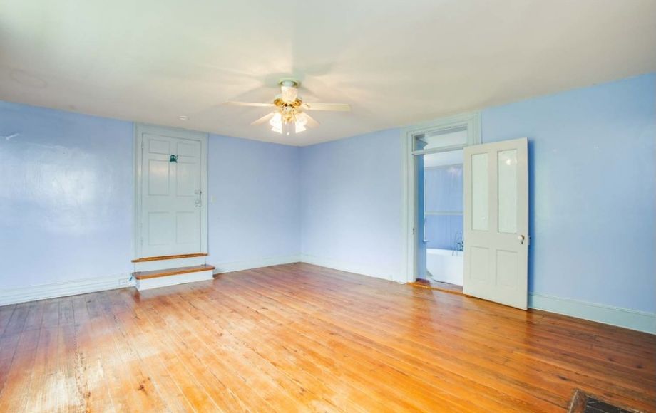 Image for 4,000 +/- sf. Commercially Zoned Home/Office Building in the Historic District of Warrenton, VA