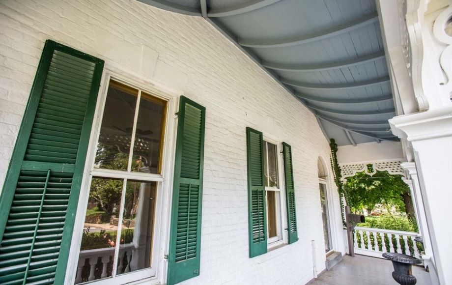 Image for 4,000 +/- sf. Commercially Zoned Home/Office Building in the Historic District of Warrenton, VA