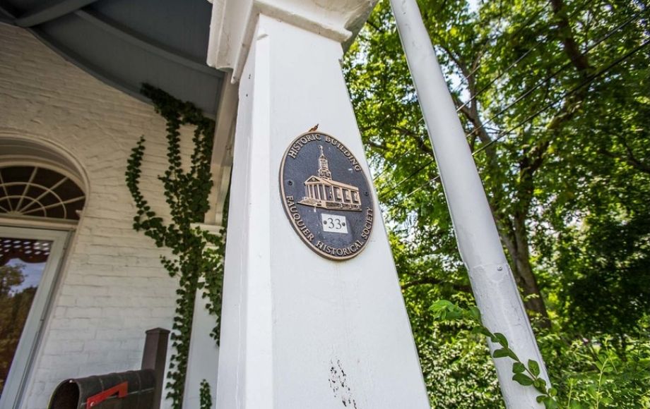 Image for 4,000 +/- sf. Commercially Zoned Home/Office Building in the Historic District of Warrenton, VA