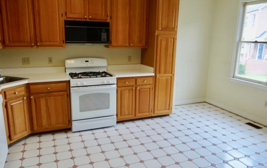 Image for 3 BR/3.5 BA Town House w/Garage in Chatham Landing (Stafford Co., VA)—Sells to the Highest Bidder!!