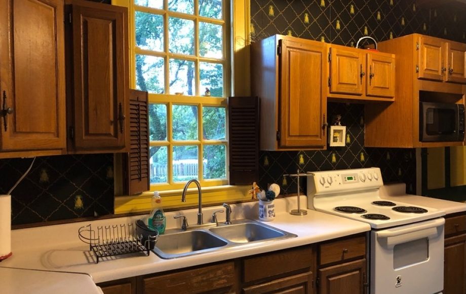 Image for 3 BR/3.5 BA Historic Home, Work Shop & Extra Lot on 2.4 +/- Acres in Dinwiddie County, VA