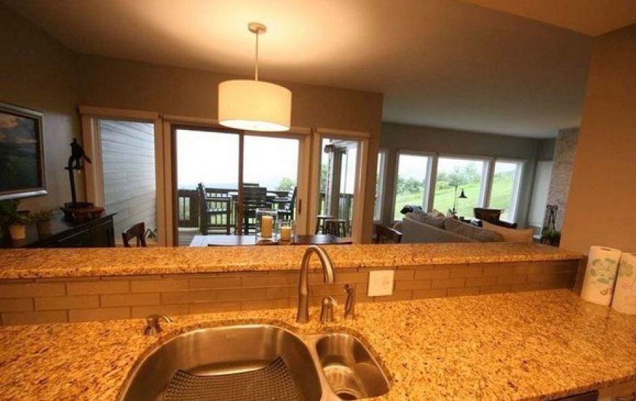 Image for Immaculate Totally Renovated 2 BR/2 BA Luxury Condo atop Black Rock Mountain at Wintergreen Resort