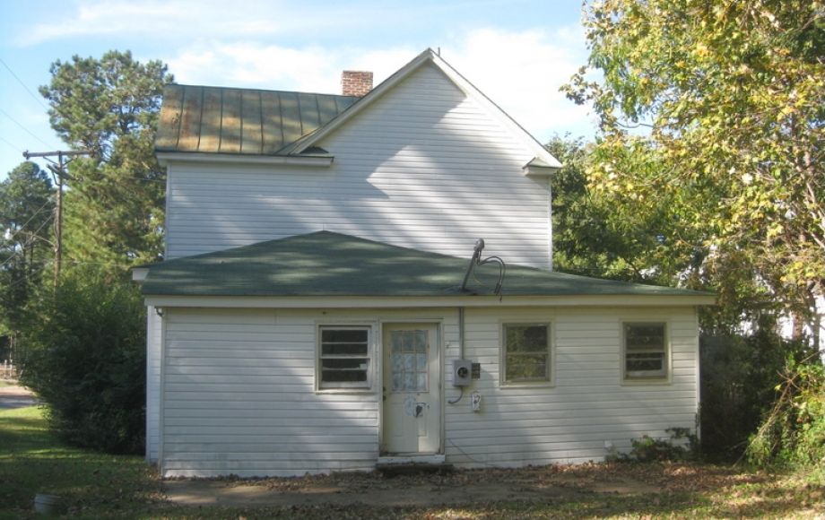 Image for 2,000 +/- sf. 4 BR/2 BA Investment Property—Sells to the Highest Bidder!! ONLINE ONLY BIDDING!!