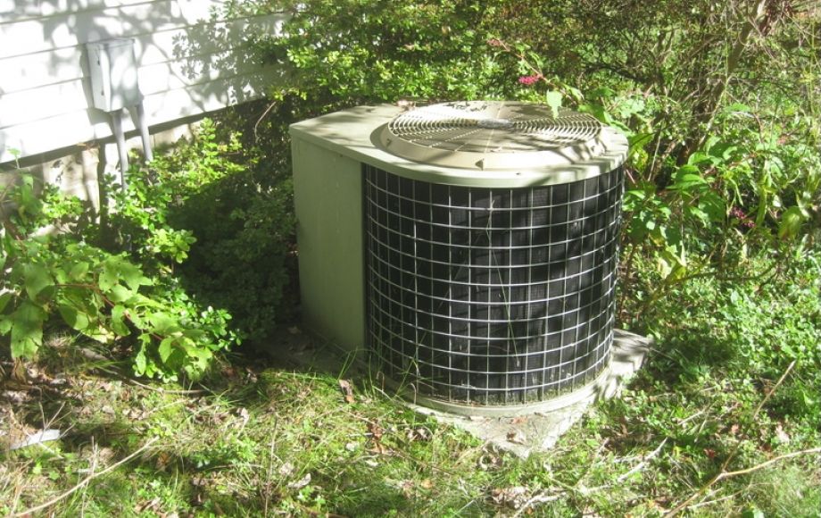 Image for Solid 2 BR/1 BA Home—Sells to the Highest Bidder!! ONLINE BIDDING ONLY!!