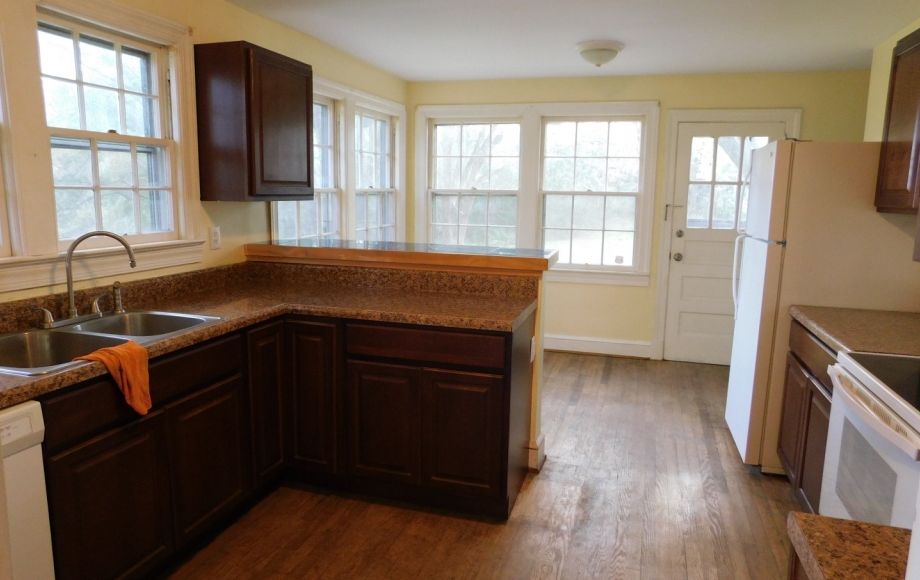 Image for Solid 3 BR/1 BA Home w/Outbuildings on Double Lot only 1/2 Mile from Main St. in Louisa, VA