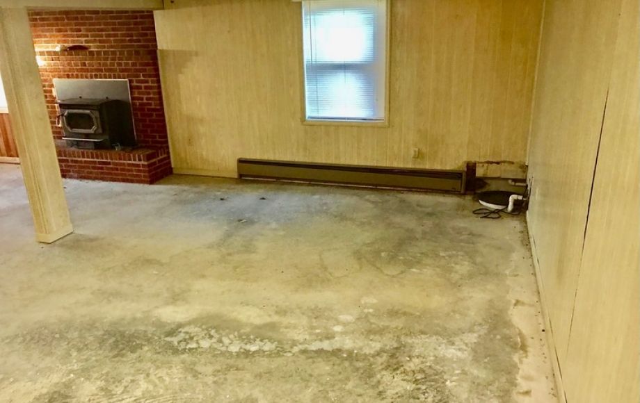 Image for Solid 3 BR/3 BA Brick Ranch Style Home w/Basement—Sells to the Highest Bidder!!