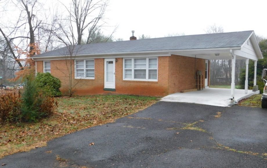 Image for 3 BR/1.5 BA Move-In Ready Brick Home w/Basement on 1.35 +/- Acres in Culpeper County, VA