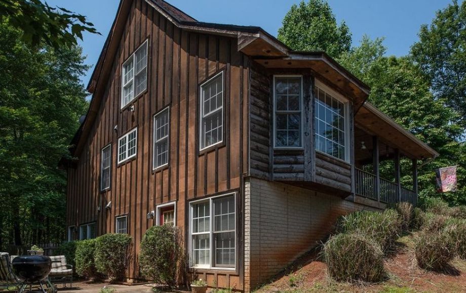 Image for 3 BR/3 BA Home w/Finished Basement on 5.8 +/- Acres & Income Producing Log Cabin Duplex on 25 +/- Ac