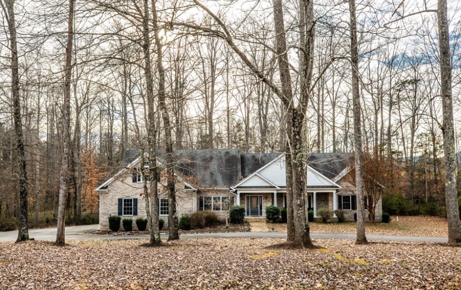 Image for Immaculate 4 BR/3.5 BA Brick Home on 7.4 +/- Acres Just Outside Charlottesville, VA (Albemarle Co.)