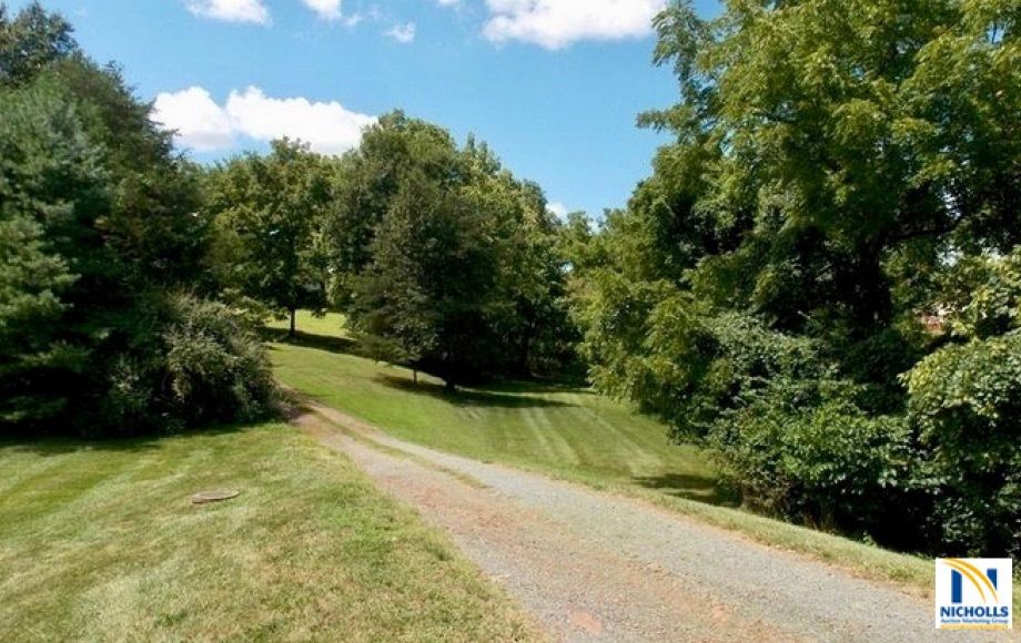 Image for Valuable Loudoun County Real Estate—3 BR Home on .69 +/- Acre Lot & .5 +/- Acre Adjacent Lot