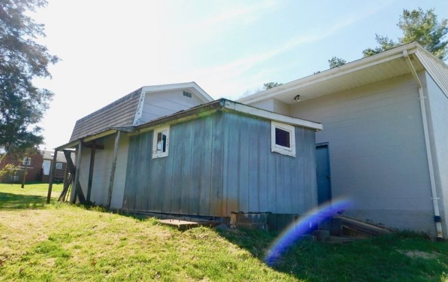 Image for Well built 2 BR/2 BA Brick Home on .83 +/- Acres w/Detached Double Bay Garage/Workshop in Orange Co.