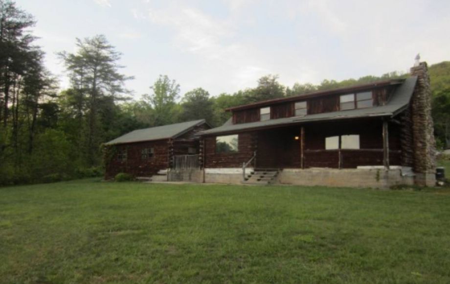 Image for 4 VIRGINIA RESIDENTIAL & COMMERCIAL PROPERTIES