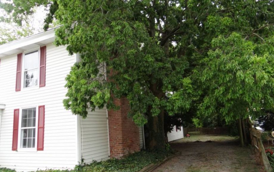 Image for FRESHLY RENOVATED 3 BR/2 BA HOME on MAIN STREET BOWLING GREEN, VA