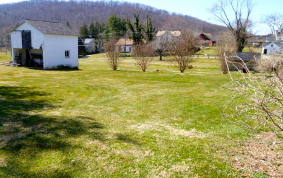 Image for 5 BR/2.5 BA HOME on 2.75 ACRES in LOUDOUN COUNTY, VA