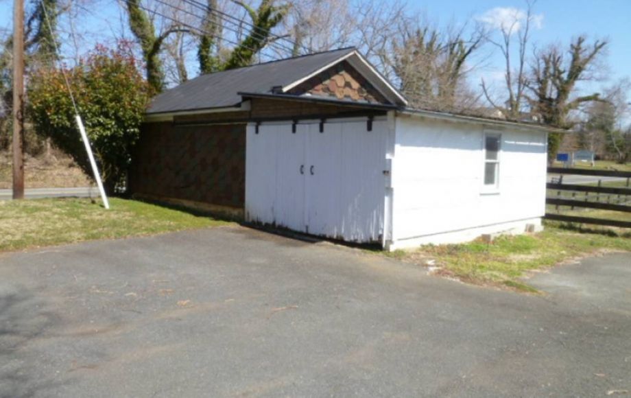 Image for 5 BR/2.5 BA HOME on 2.75 ACRES in LOUDOUN COUNTY, VA