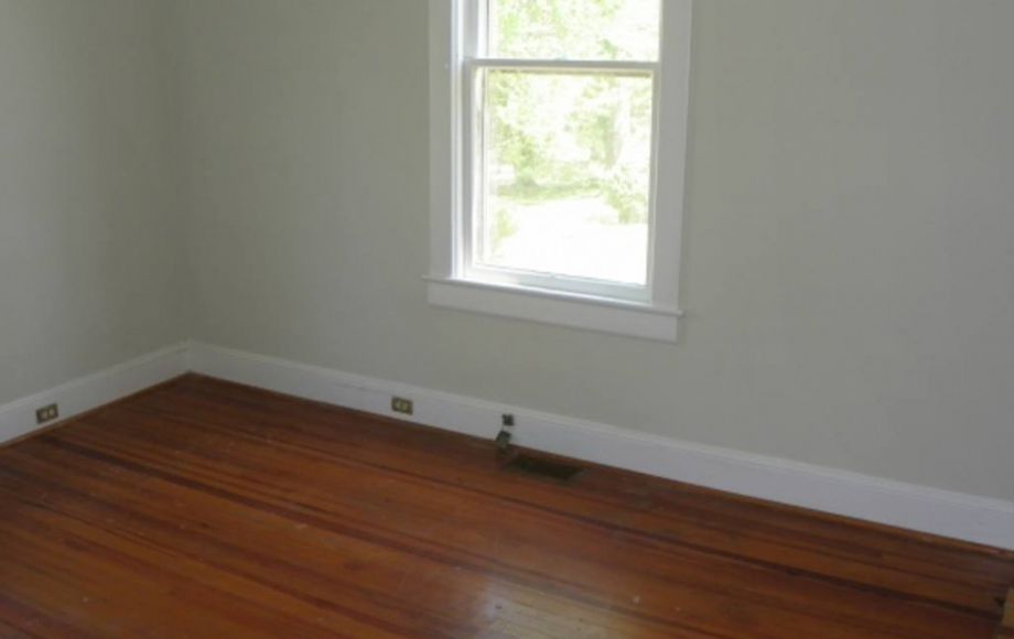 Image for ABSOLUTE AUCTION-6 BR/2.5 BA HISTORIC HOME in DOWNTOWN LOUISA, VA