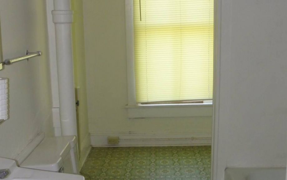 Image for ABSOLUTE AUCTION-6 BR/2.5 BA HISTORIC HOME in DOWNTOWN LOUISA, VA