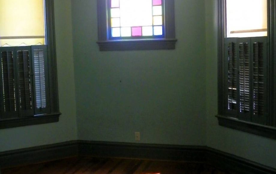 Image for ABSOLUTE AUCTION-6 BR/2.5 BA HISTORIC HOME in DOWNTOWN LOUISA, VA