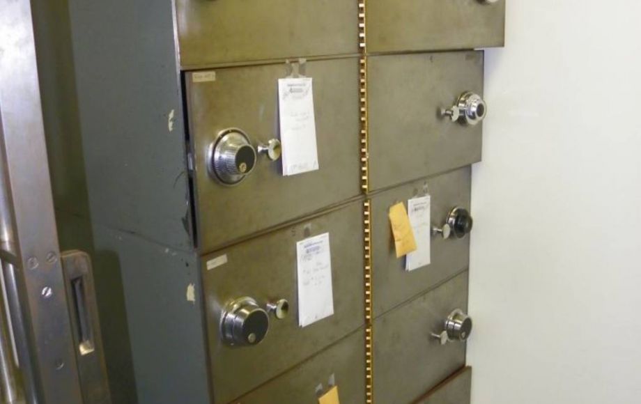 Image for ABSOLUTE AUCTION—COMMERCIAL BLDG SOLD! $105,000