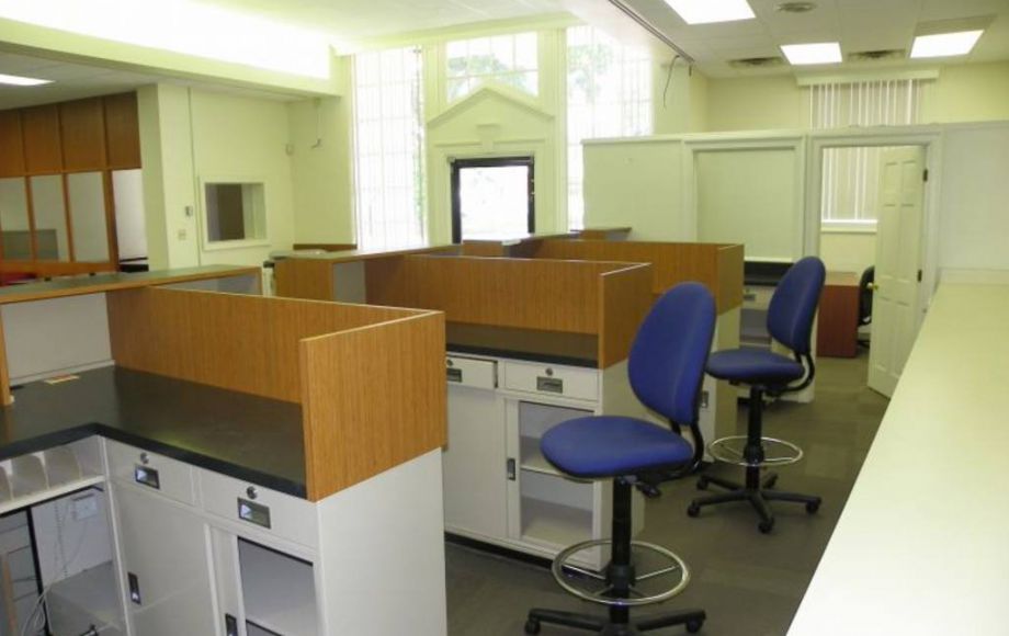 Image for ABSOLUTE AUCTION—COMMERCIAL BLDG SOLD! $105,000