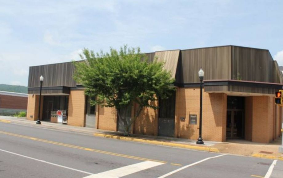 Image for COMMERCIAL BUILDING @ ABSOLUTE AUCTION