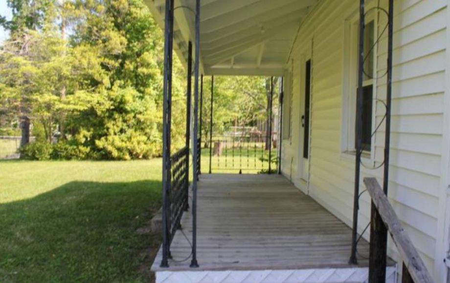 Image for 2 BR HOME w/4 LOTS at ABSOLUTE AUCTION