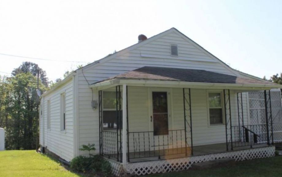 Image for 2 BR HOME w/4 LOTS at ABSOLUTE AUCTION