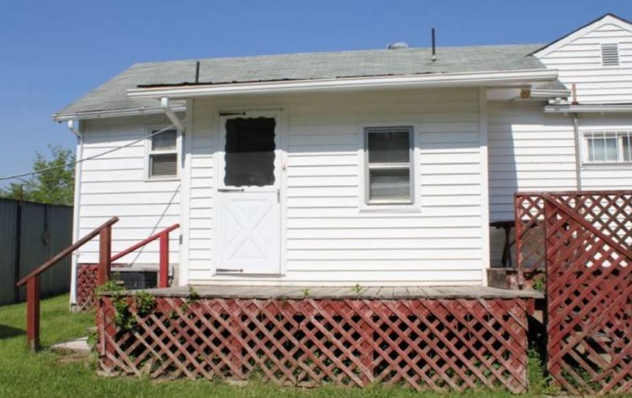 Image for 2 BR HOME w/4 LOTS at ABSOLUTE AUCTION