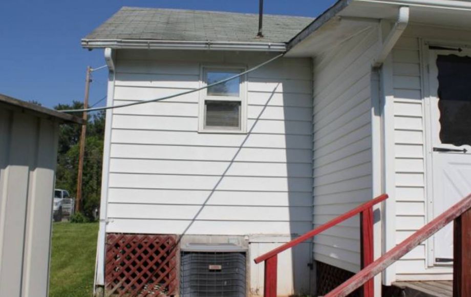 Image for 2 BR HOME w/4 LOTS at ABSOLUTE AUCTION