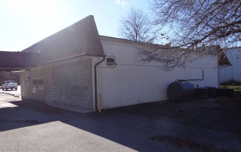 Image for ABSOLUTE AUCTION-COMM. BLDG. on .73 +/- ACRES