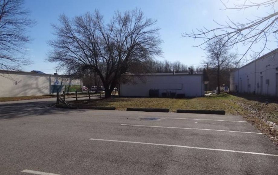 Image for ABSOLUTE AUCTION-COMM. BLDG. on .73 +/- ACRES